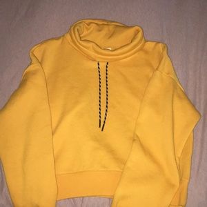 Cropped hoodie